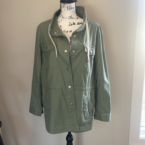 Loft Cargo Twill Drawstring Utility Cargo - Picture 3 of 6